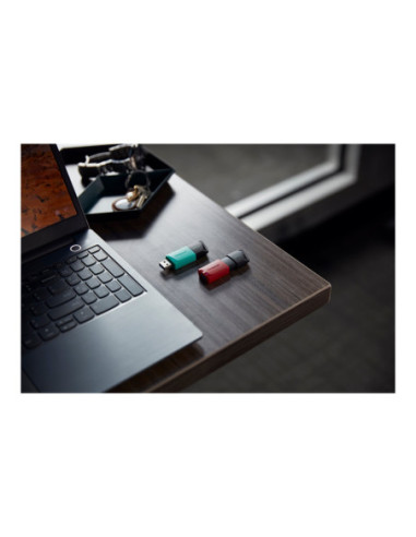 Kingston | USB Flash Drive | DataTraveler...