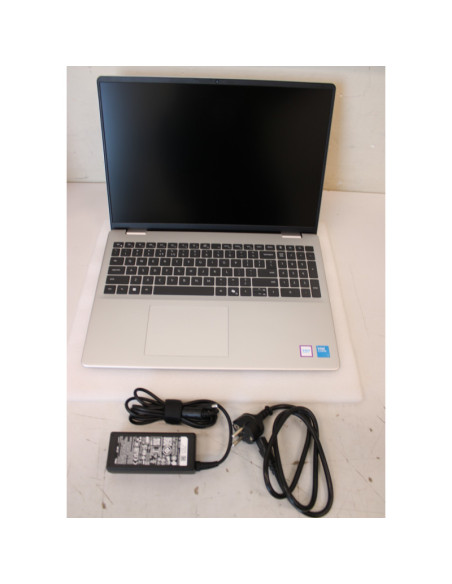 SALE OUT. Dell 16 AG 2.5K i7-150U/16GB/512GB/Intel Graphics/Ubuntu/ENG Backlit Kbd/FP/Silver/3Y ProSupport NBD OnSite Warranty 