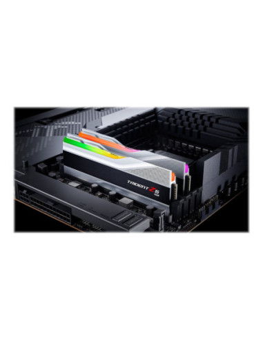 G.Skill | Trident Z5 RGB | 32 GB | DDR5 | 6000 MHz | PC/server | Registered No | ECC No